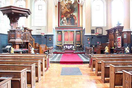 St James Garlickhythe - The Nave